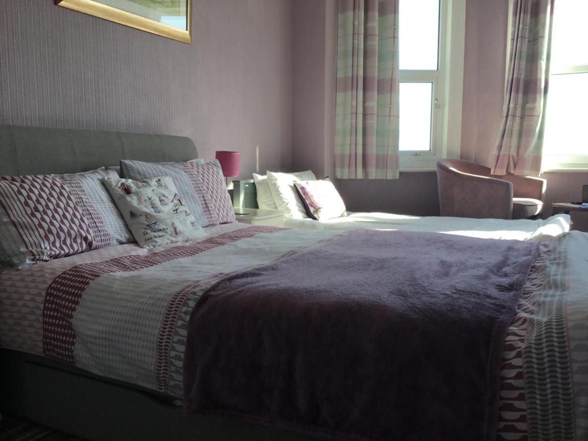 The Coventry Guest House ローストフト エクステリア 写真