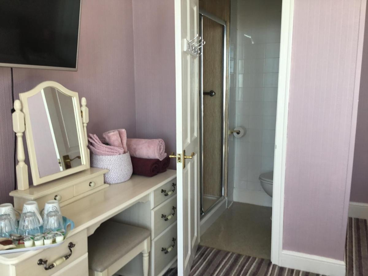 The Coventry Guest House ローストフト エクステリア 写真
