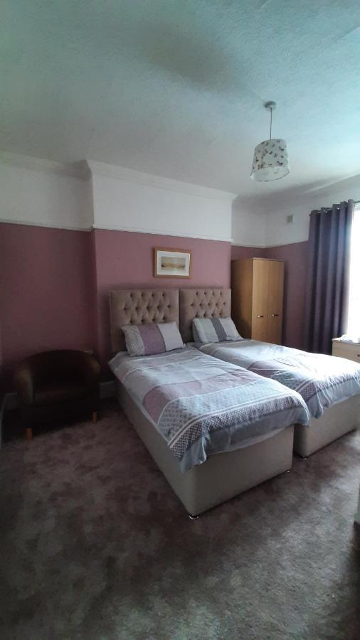 The Coventry Guest House ローストフト エクステリア 写真