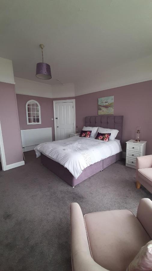 The Coventry Guest House ローストフト エクステリア 写真